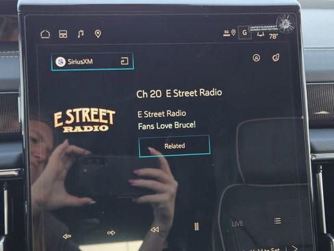 New 2026 GMC Yukon Elevation w/ Elevation Premium Package image 13