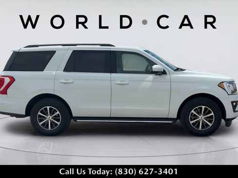 Used 2019 Ford Expedition XLT w/ Equipment Group 202A RWD image 16