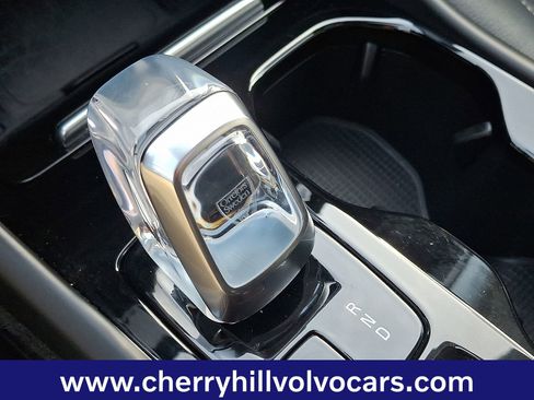 Certified 2025 Volvo XC40 B5 Plus image 16