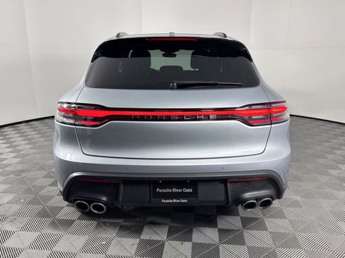 Certified 2026 Porsche Macan AWD/4WD image 10