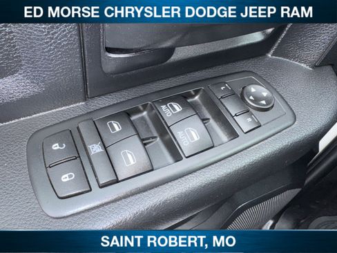 Used 2016 RAM 1500 Express AWD/4WD image 17