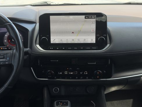 Used 2022 Nissan Rogue Platinum w/ Head-Up Display Package image 20