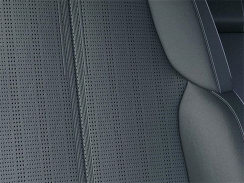 New 2025 Cadillac Lyriq Luxury image 21