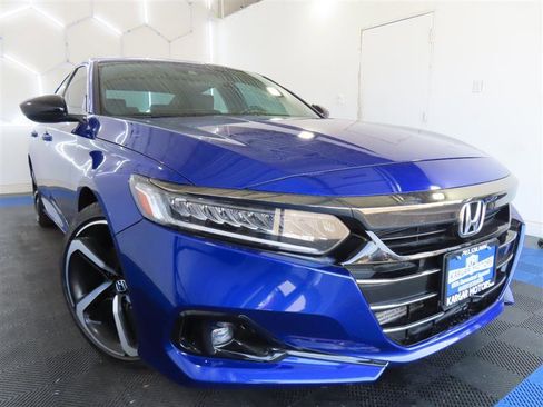 Used 2022 Honda Accord Sport image 3