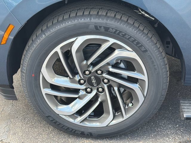 New 2027 Lincoln Navigator Reserve AWD/4WD image 12