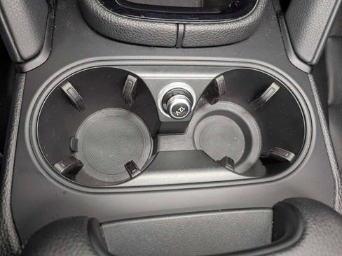 Used 2024 Porsche Cayenne S image 24