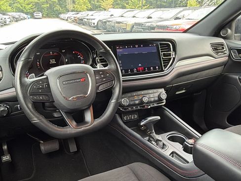 Used 2025 Dodge Durango GT AWD/4WD image 26