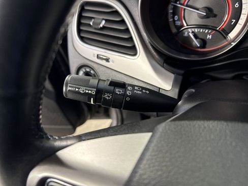 Used 2015 Dodge Journey Crossroad w/ Flexible Seating Group image 16