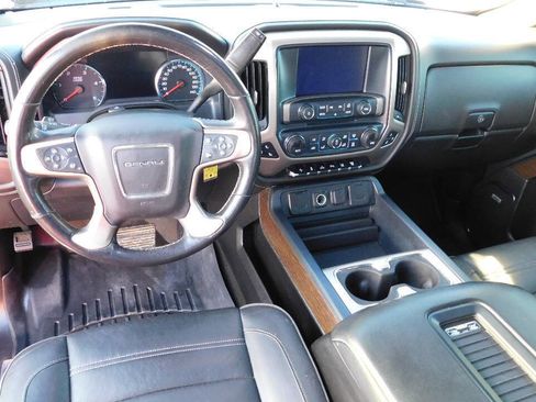 Used 2018 GMC Sierra 2500 Denali w/ Duramax Plus Package image 44