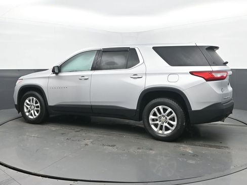 Used 2018 Chevrolet Traverse LS image 3