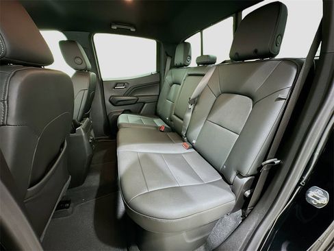 New 2025 GMC Canyon Elevation w/ Convenience Package image 24