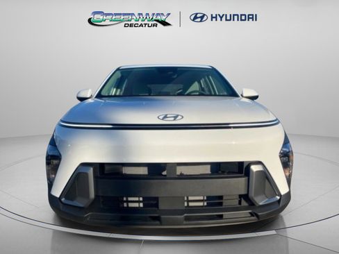 New 2026 Hyundai Kona SE FWD image 3