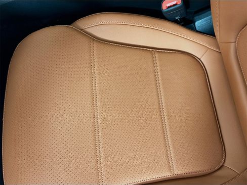 New 2026 Mercedes-Benz C 300 Sedan image 21