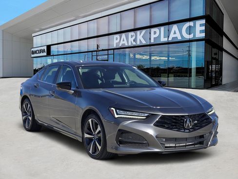 Used 2025 Acura TLX w/ Technology Package image 2
