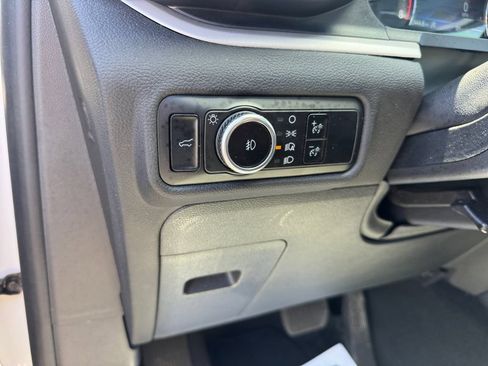 Certified 2023 Ford Explorer XLT w/ Equipment Group 202A RWD image 32
