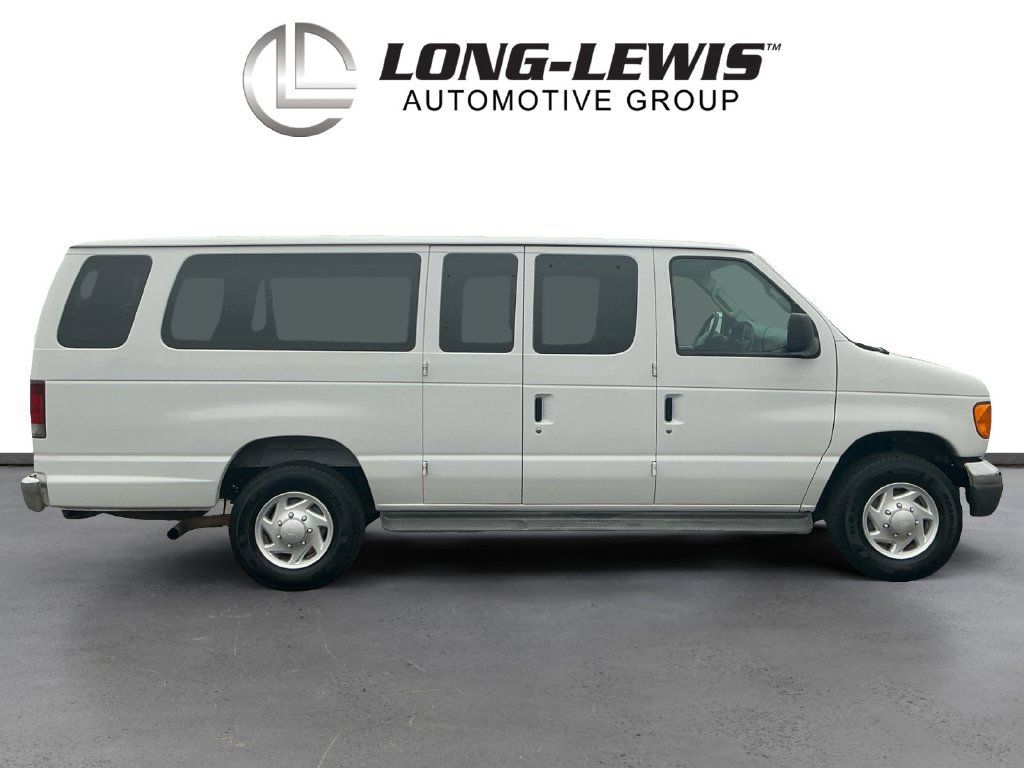 Used 2006 Ford E-350 and Econoline 350 Extended Wagon Super Duty RWD image 8