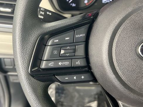 Used 2025 Subaru Forester AWD/4WD image 17