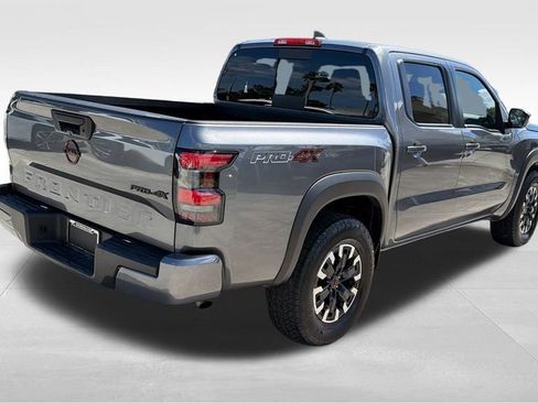 Certified 2024 Nissan Frontier PRO-4X image 7