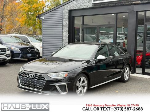 Used 2021 Audi S4 Premium Plus w/ Premium Plus Package image 9