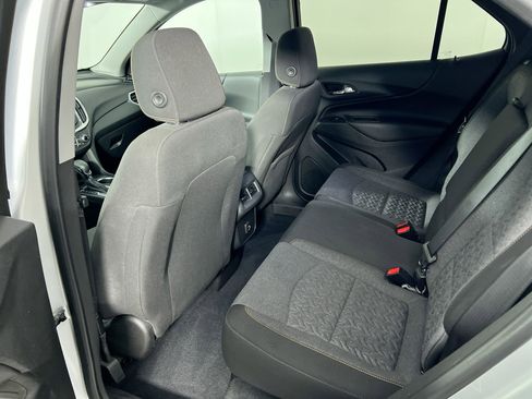 Used 2022 Chevrolet Equinox LT image 27