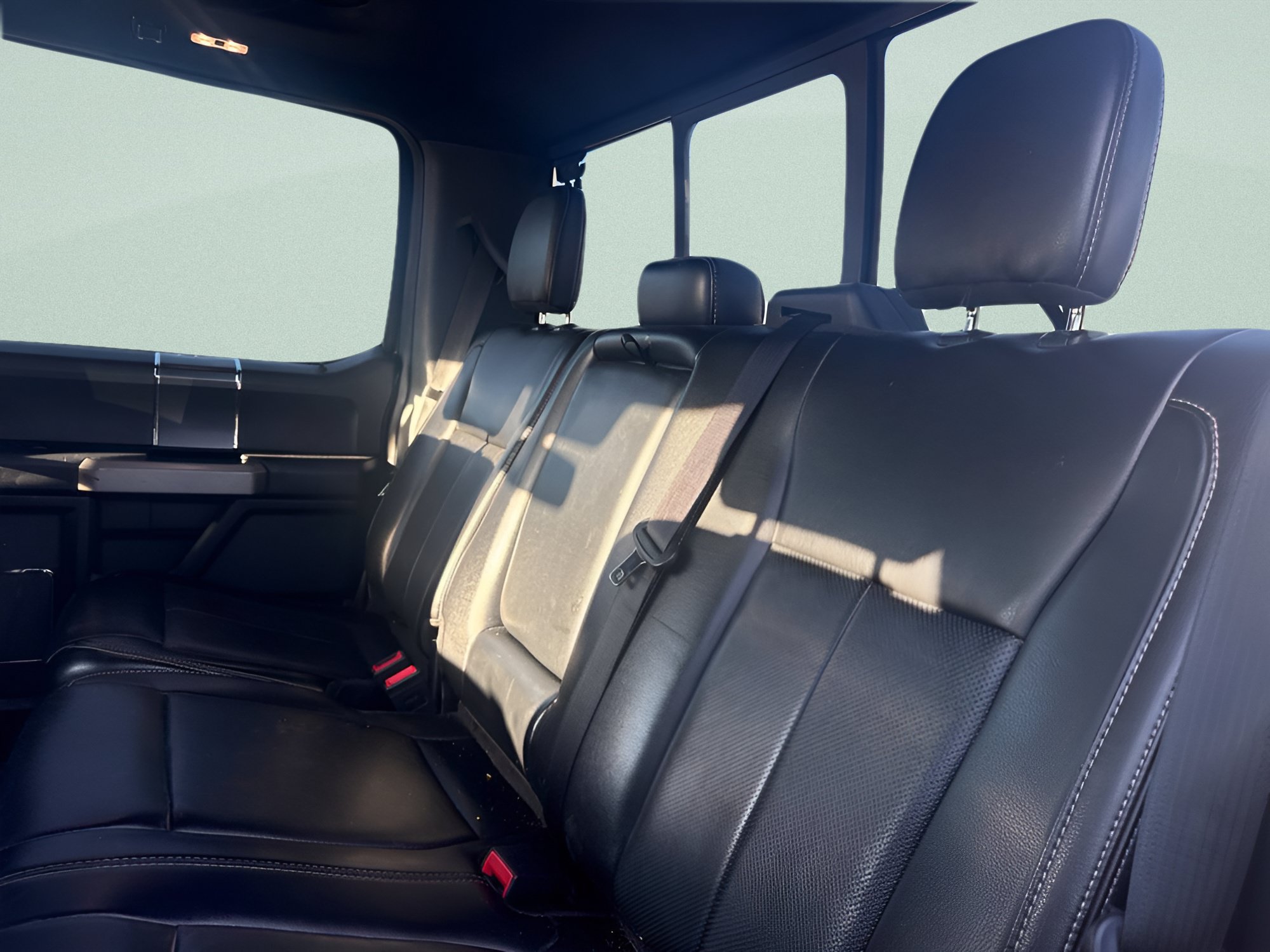 Used 2020 Ford F150 Lariat w/ Equipment Group 502A Luxury AWD/4WD image 14