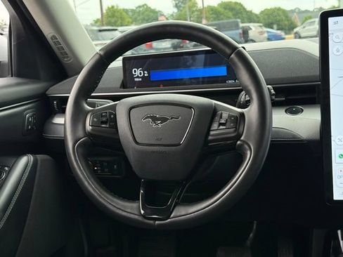 Used 2021 Ford Mustang Mach-E Select w/ Comfort/Appearance Package AWD/4WD image 7