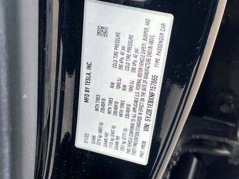 Used 2022 Tesla Model 3 Long Range AWD/4WD image 31