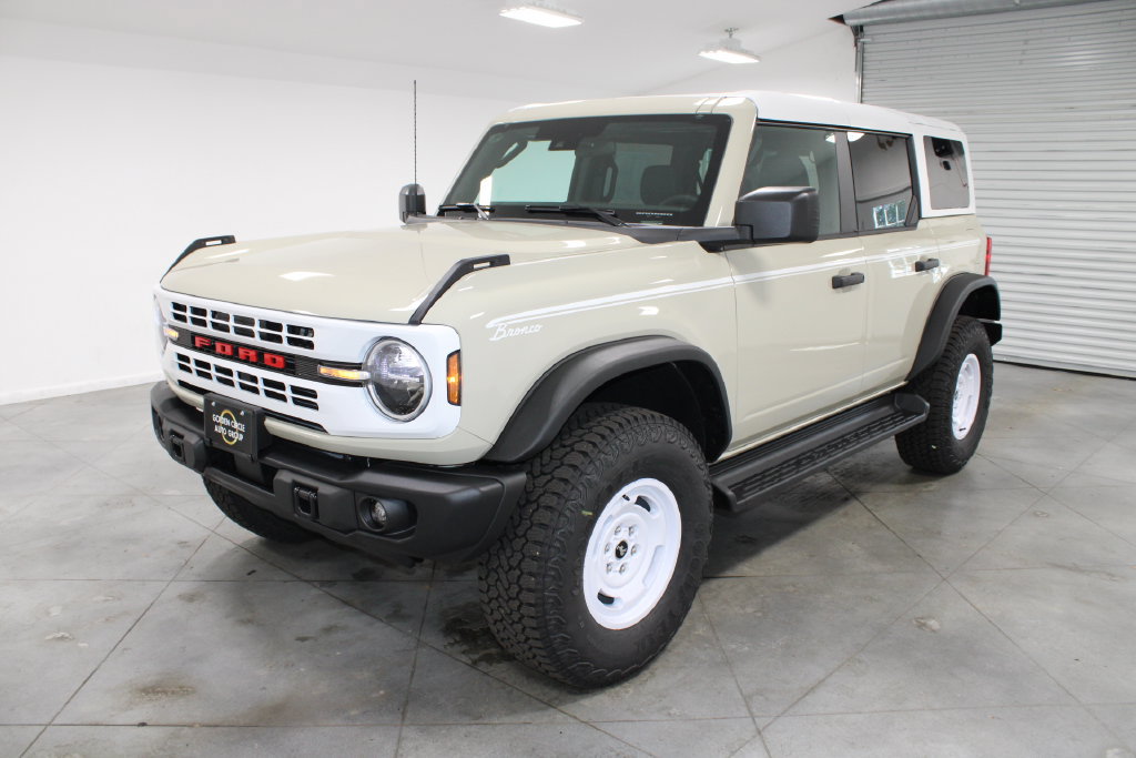 New 2026 Ford Bronco Heritage Edition AWD/4WD image 3