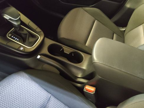 Used 2025 Kia Soul LX w/ LX Technology Package image 26