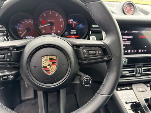 Used 2023 Porsche Macan Turbo AWD/4WD image 31