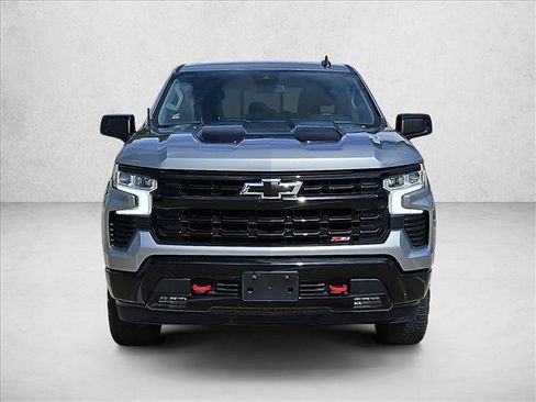 Used 2024 Chevrolet Silverado 1500 LT Trail Boss w/ Convenience Package II AWD/4WD image 2
