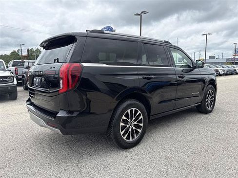 Certified 2025 Ford Expedition Platinum AWD/4WD image 3