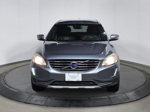 Used 2016 Volvo XC60 T5 Premier w/ Proximity Package FWD image 10