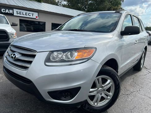 Used 2012 Hyundai Santa Fe GLS FWD image 1