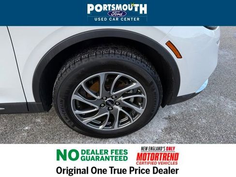 Used 2022 Lincoln Corsair AWD w/ Equipment Group 101A image 28