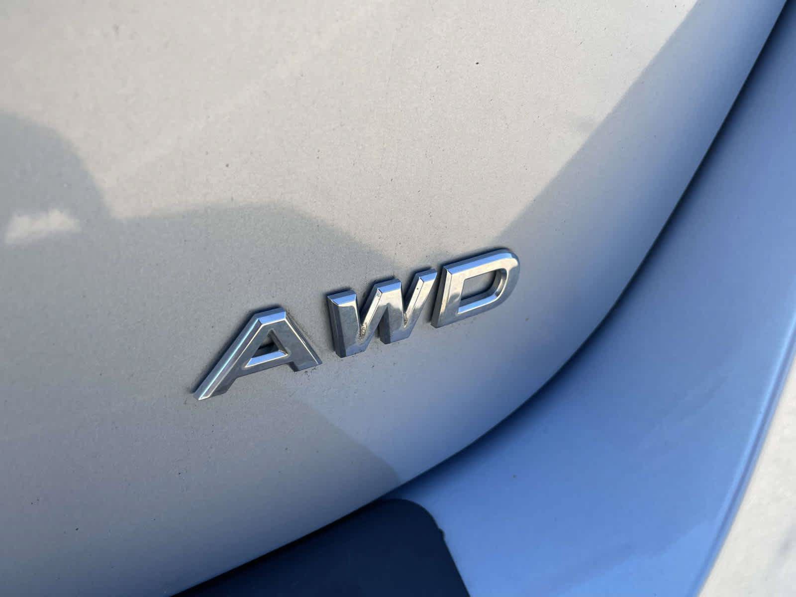 Used 2014 Nissan Rogue S AWD/4WD image 15