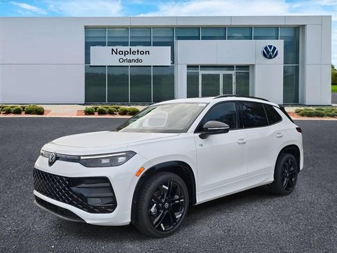New 2026 Volkswagen Tiguan SE R-Line FWD image 1