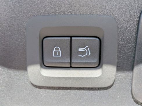 Used 2024 MAZDA CX-90 Plug-In Hybrid w/ Preferred image 30