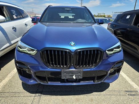 Used 2022 BMW X5 xDrive45e w/ M Sport Package AWD/4WD image 2