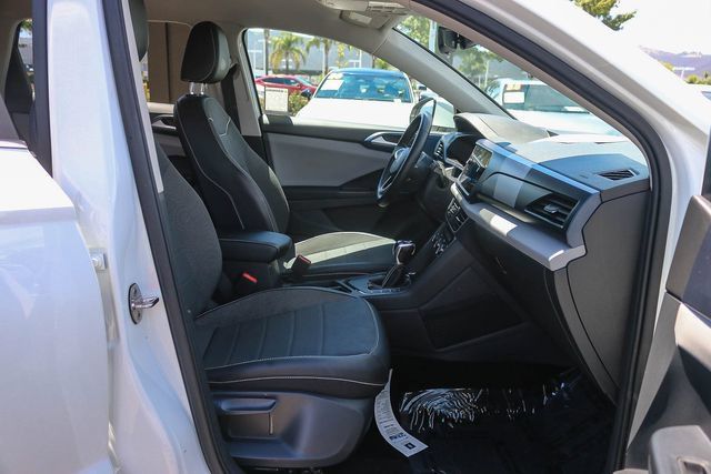 Used 2023 Volkswagen Taos SE FWD image 20
