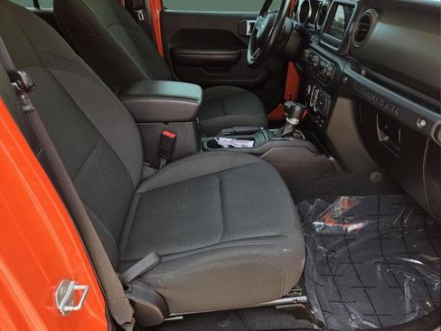 Used 2020 Jeep Wrangler Unlimited Sport S AWD/4WD image 9