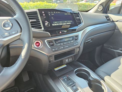 Used 2023 Honda Passport EX-L image 32