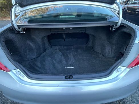 Used 2014 Toyota Camry SE image 22