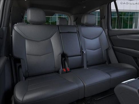 New 2025 Cadillac XT6 Luxury image 17