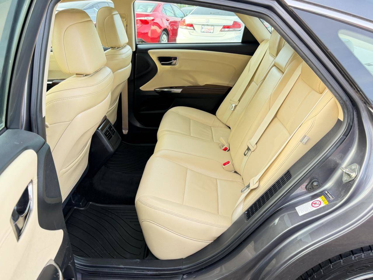 Used 2016 Toyota Avalon XLE Premium FWD image 31