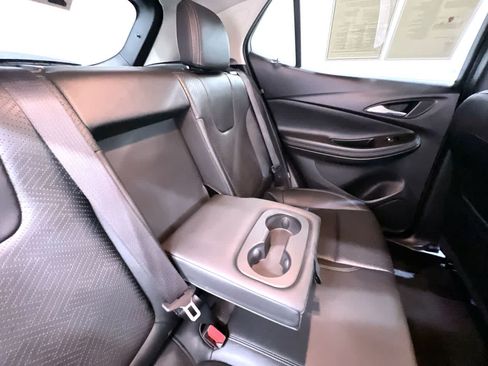 Used 2021 Buick Encore GX Essence FWD image 38