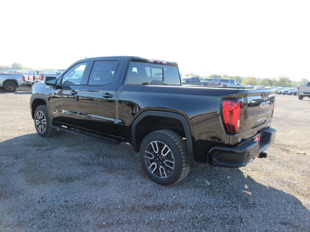 New 2026 GMC Sierra 1500 AT4 w/ AT4 Premium Package AWD/4WD image 7