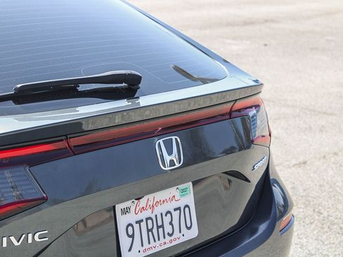 Used 2025 Honda Civic Sport image 11