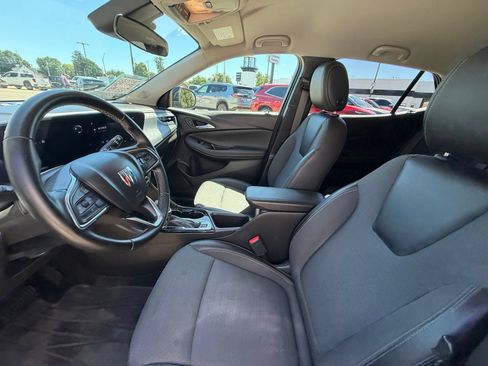 Used 2024 Buick Encore GX Preferred FWD image 4