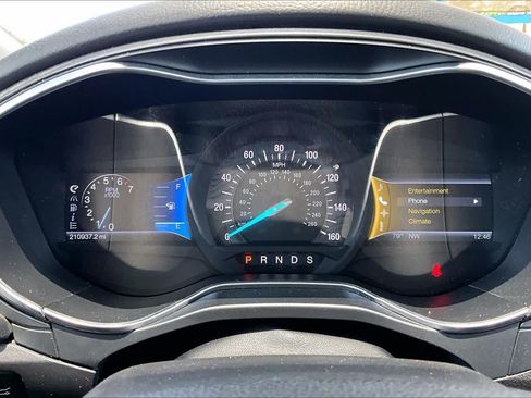 Used 2014 Ford Fusion Titanium FWD image 25